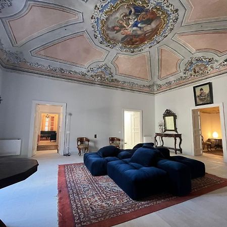 Bed and Breakfast Palazzo Triolo - Dimora Di Charme Корлеоне Экстерьер фото